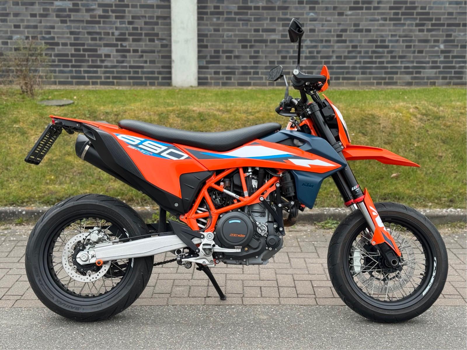 KTM SMC R 690  *Leovince*Heckumbau*LED*Hebelumbau*