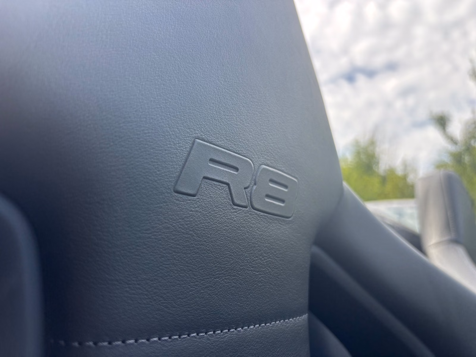 AUDI R8 SPYDER 4.2 FSI QUATTRO
