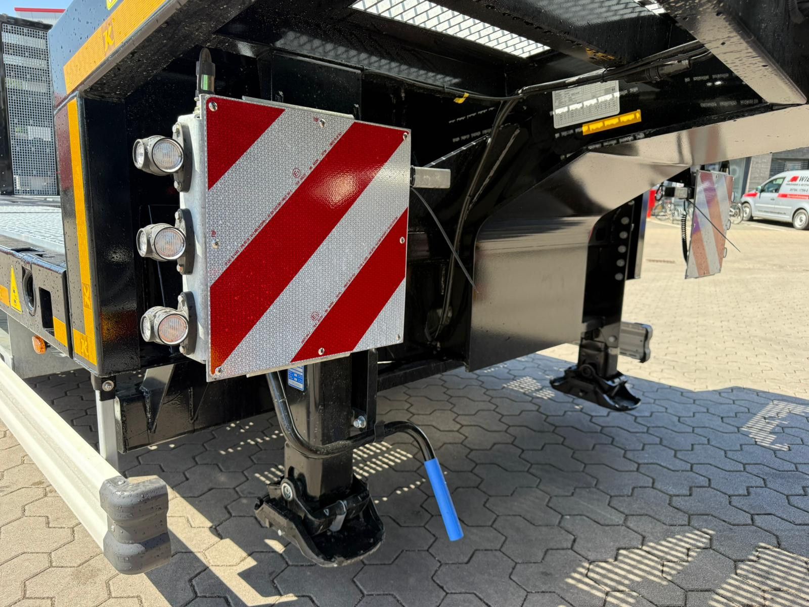 Fahrzeugabbildung Kässbohrer SLS.HS Tieflader mit hydr. Schwanenhals