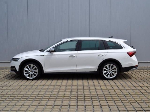 Octavia 2.0 TDI 4x4 DSG Scout AHK/18-ZOLL/MATRIX