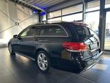 Mercedes-Benz E 350 T BlueTEC 4M AMG|Pano|AHK|LED|Leder|Kamera - Mercedes-Benz E 350 mit Diesel-Antrieb: Bluetec