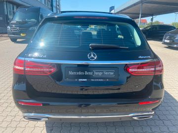 Mercedes E 220 - 7