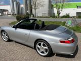 Porsche Carrera Cabrio  Aut. 320 PS, top Historie - Porsche 996 aus 2003
