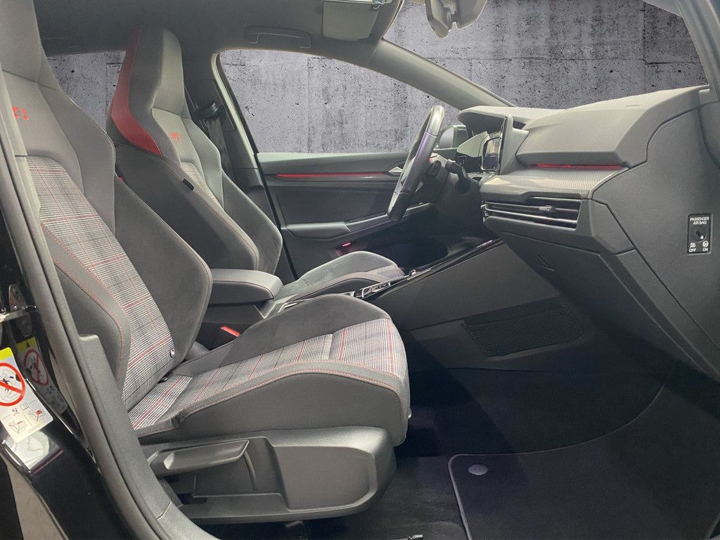 Volkswagen Golf - Bild 9