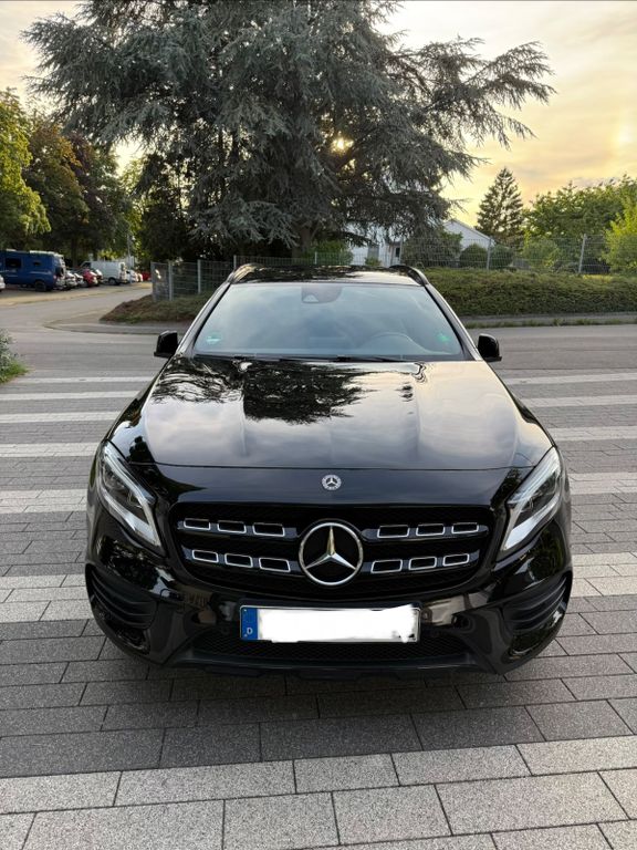 Image of Mercedes-Benz GLA 200