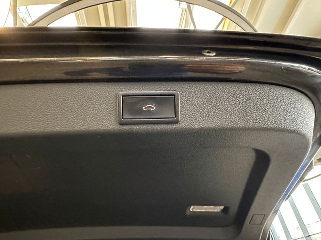 Skoda Superb Combi Style 4x4 *Shz*PDC*AHK*