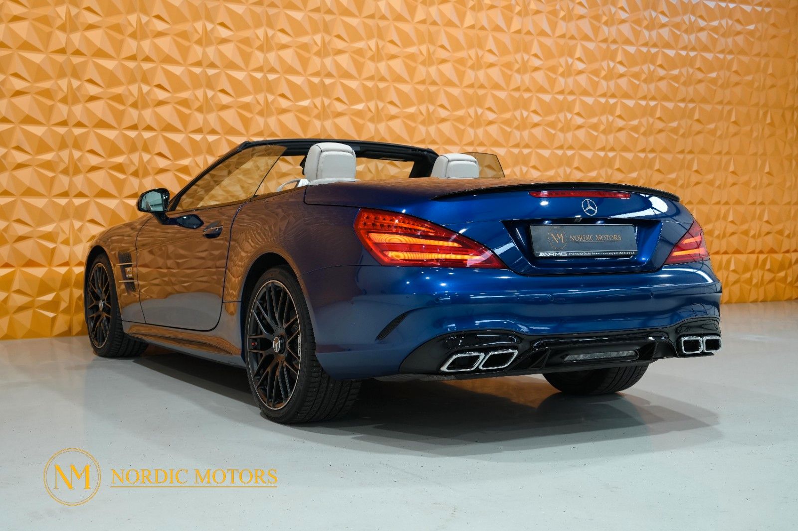 Fahrzeugabbildung Mercedes-Benz SL 500 AMG 63 Umbau  mit Vollausstattung