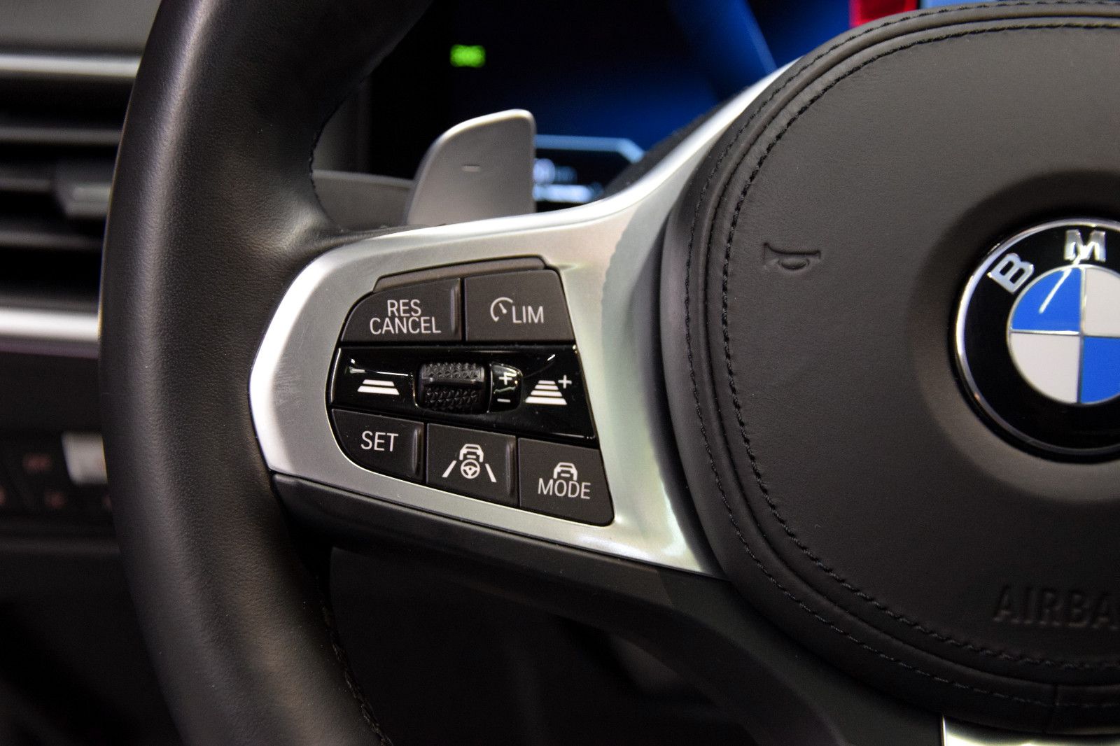 Fahrzeugabbildung BMW 420d xDrive Gran Coupé M Sport GSHD HuD ACC h/k