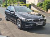 BMW 525 d touring Automatik/elekr.AHK/NAVI/LED/Gar./ - BMW 525: Kombi