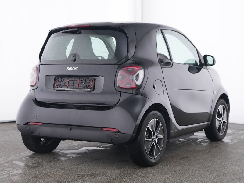 Smart ForTwo EQ Passion Exclusive 22kW/LED/RFK/Pano/SH imagem 2