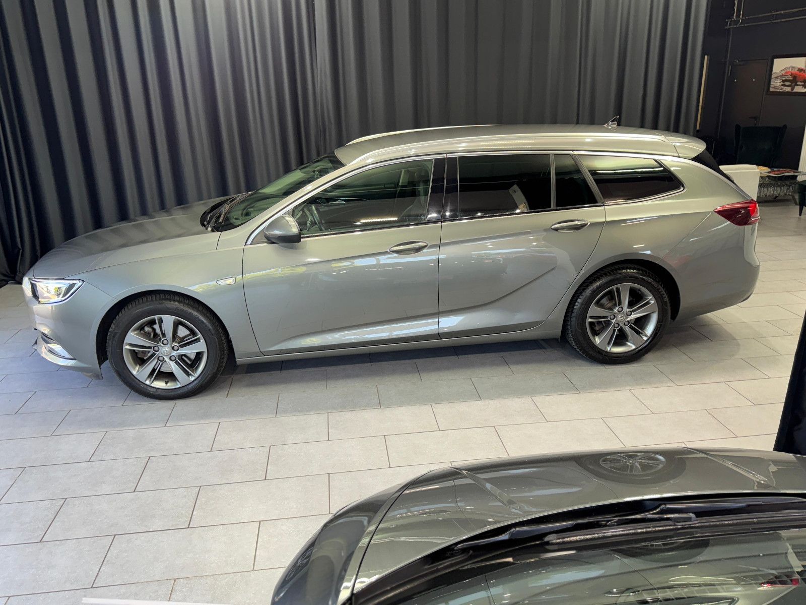 Fahrzeugabbildung Opel Insignia B Sports Tourer Dynamic|KAMERA|AHK