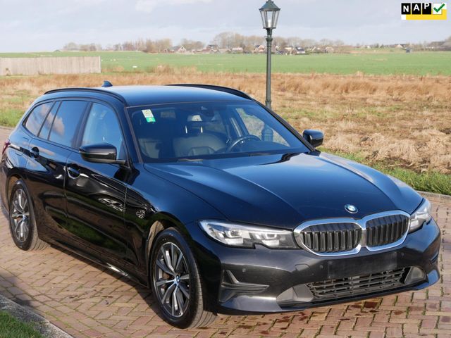 BMW 318 3-serie Touring 318d AUT LEATHER NAV * 13999