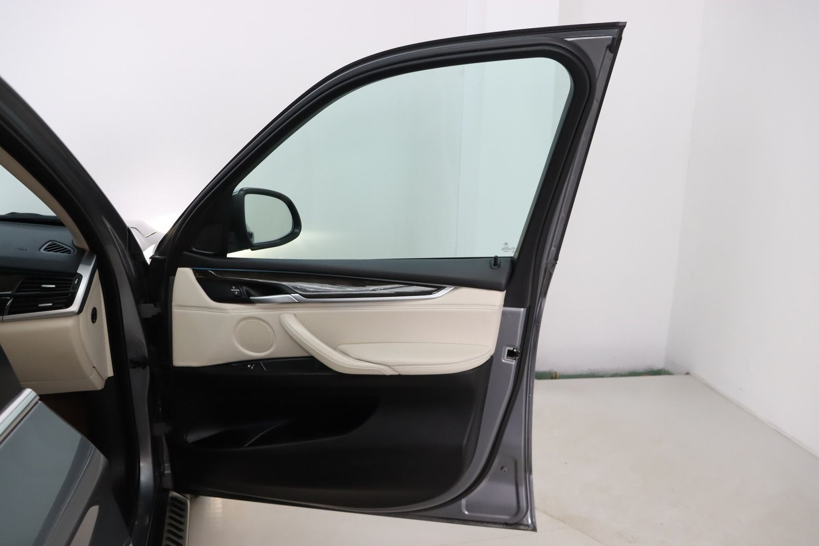 Fahrzeugabbildung BMW X5 xDrive30d * HUD* Pano * Memory * RFK *