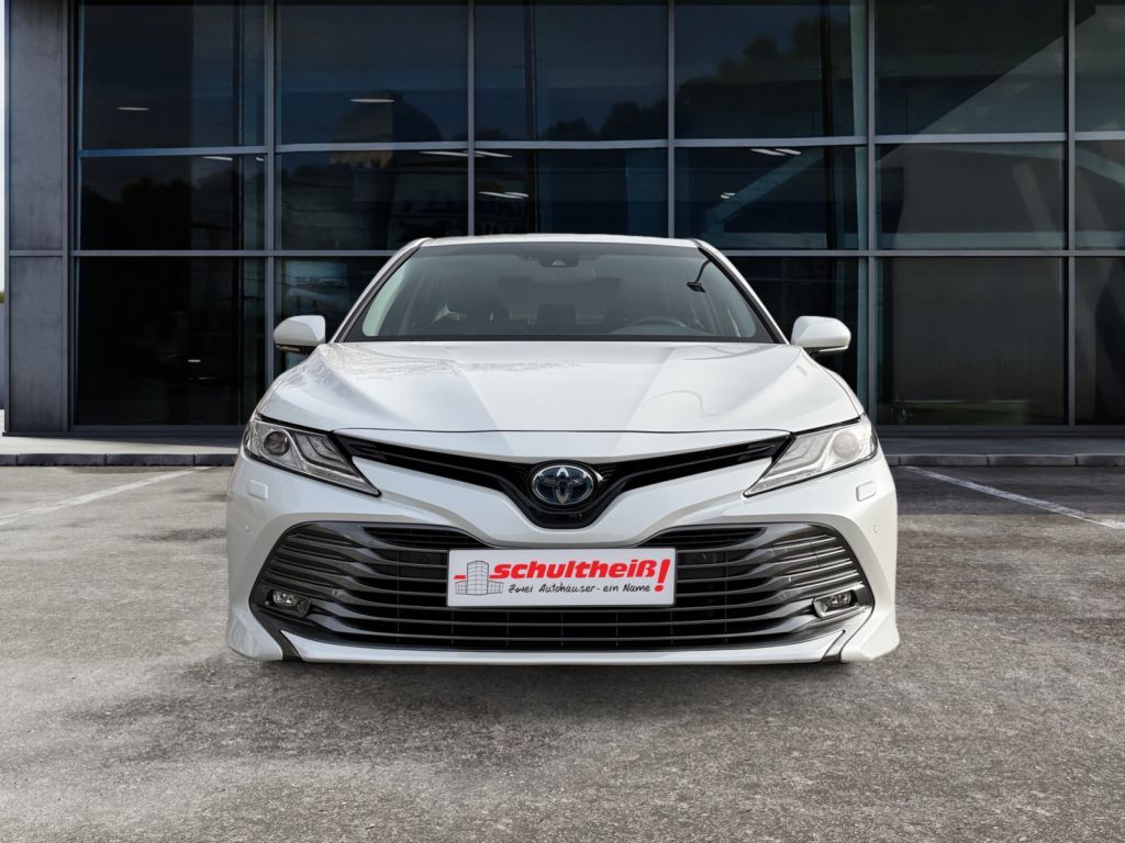 Fahrzeugabbildung Toyota Camry Executive
