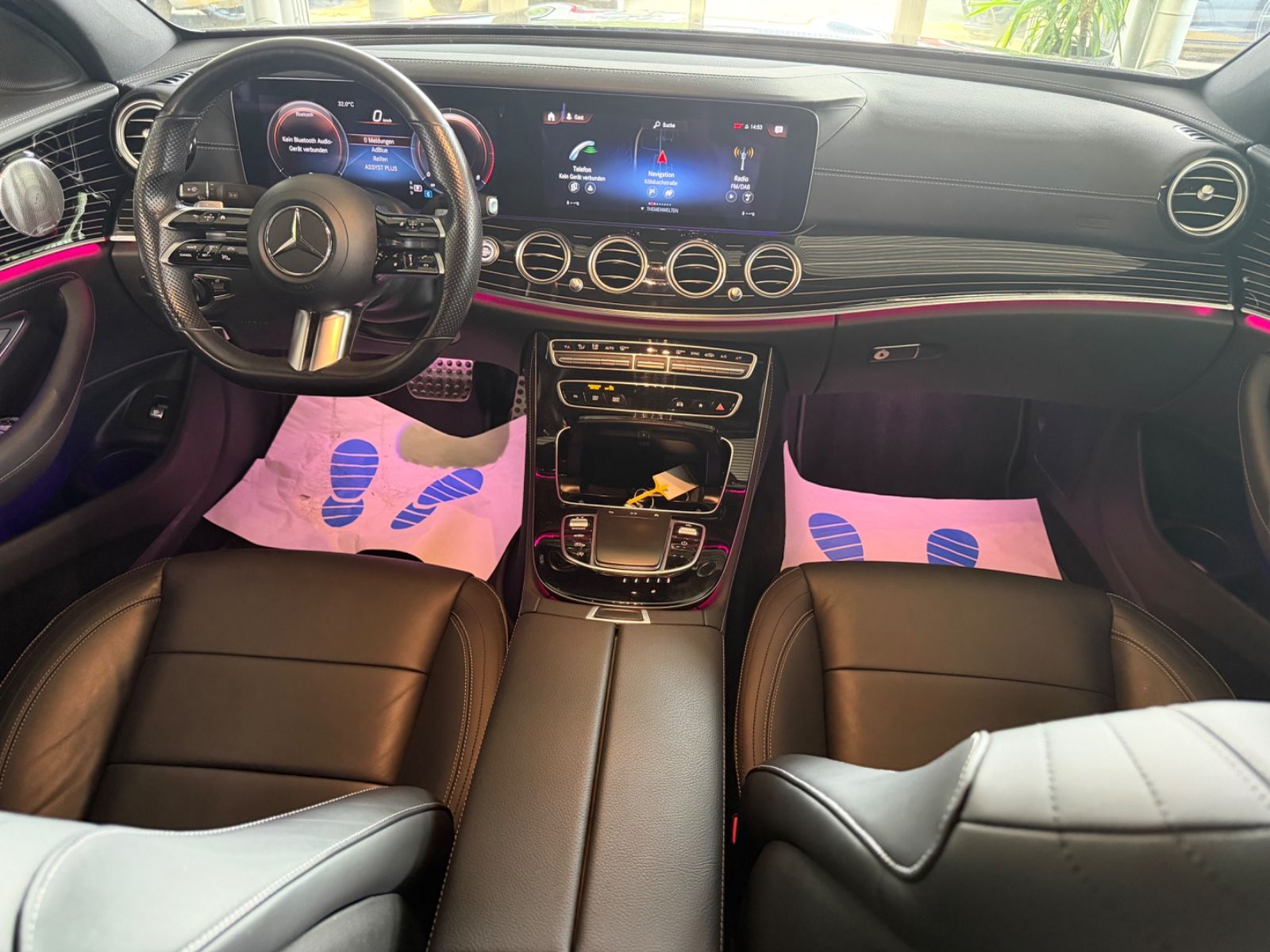 Fahrzeugabbildung Mercedes-Benz E 400 4Matic*AMG-Line*Burmester