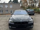 BMW F10 528i - BMW 528: 528i F10