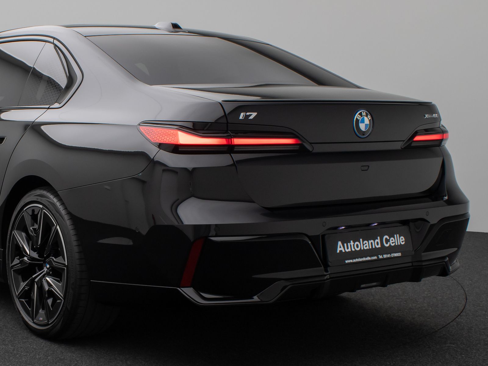 Fahrzeugabbildung BMW i7 xD60 M-Sport HUD Pano 360°Massage ACC Soft 21
