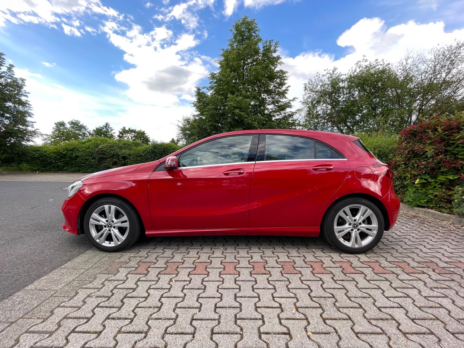 MERCEDES-BENZ A 180 - super gepflegt und gewartet