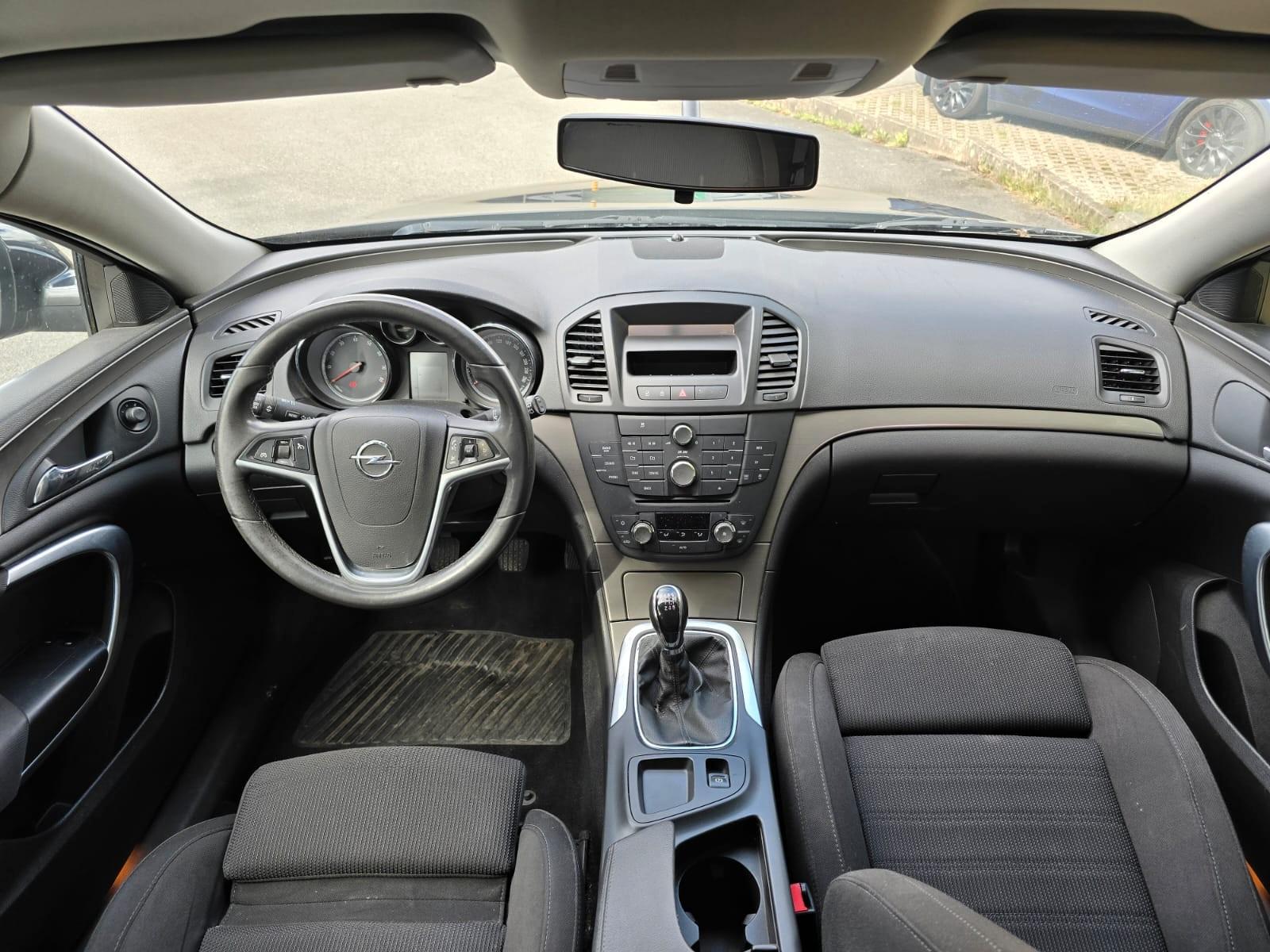 Opel Insignia 2009 — photo 7