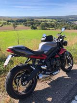 Triumph Street Triple 675 R - TRIUMPH 675