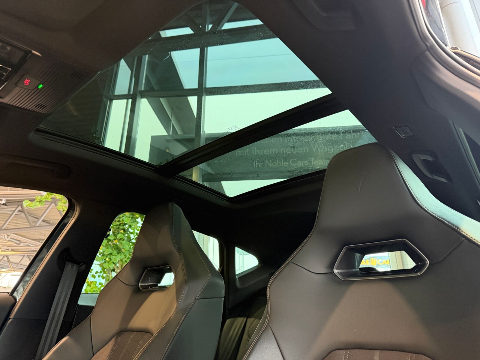 Fahrzeugabbildung CUPRA Formentor VZ 4Drive PANO BEATS LED