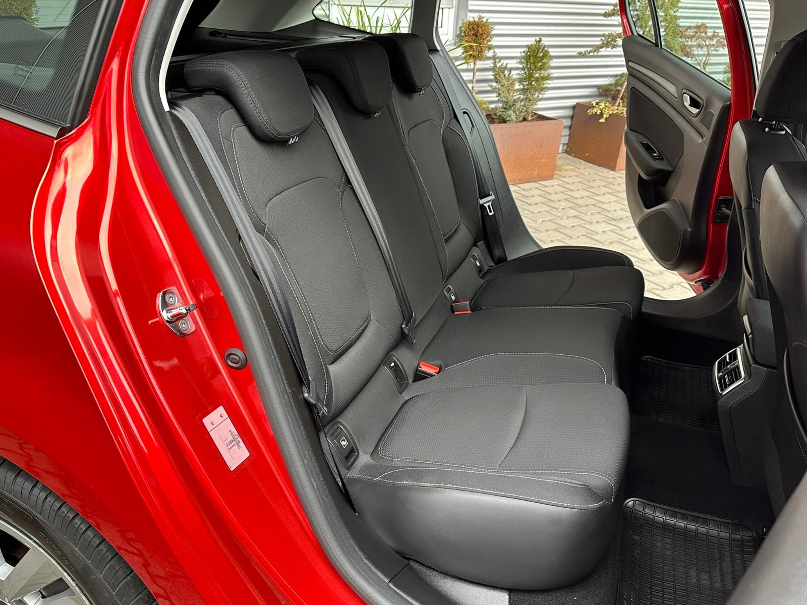 Renault Megane Grandtour TCe 140 EDC Zen*Navi*LED*DAB*AC