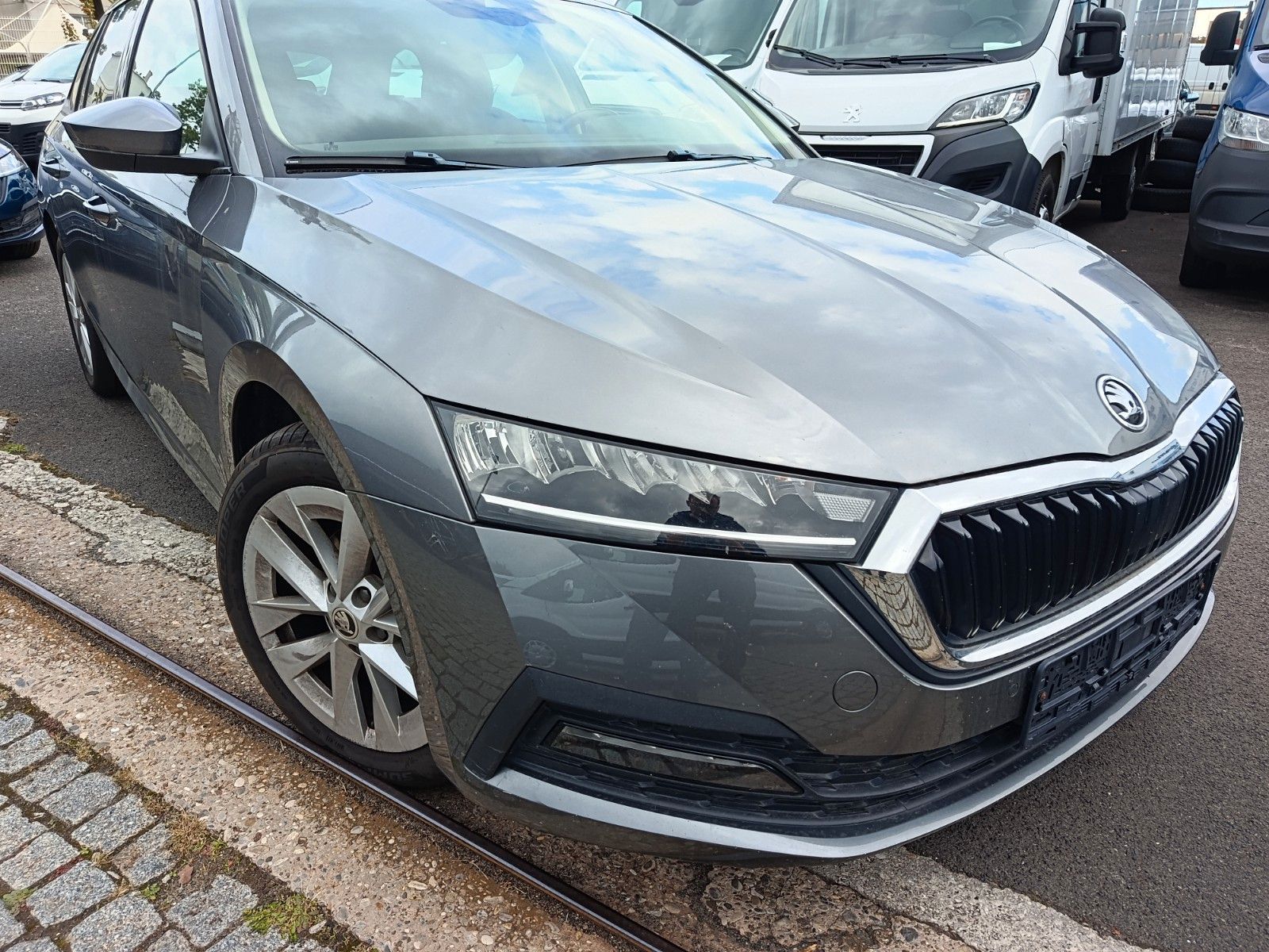Skoda Octavia 2.0 TDI Exclusive Combi, LED, NAVI, PDC