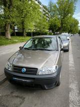 Fiat Punto 1.2 8V - - Fiat Punto Gebrauchtwagen in München