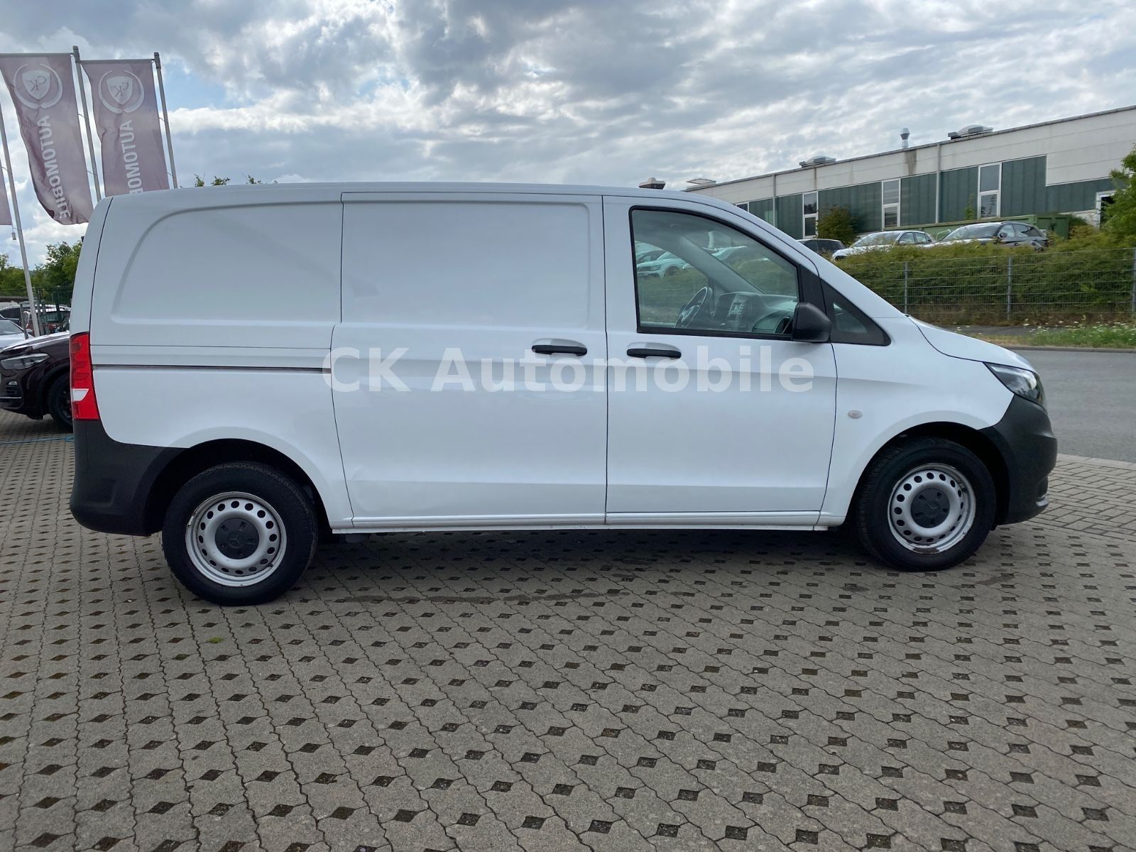 Fahrzeugabbildung Mercedes-Benz Vito Kasten 114CDI RWD Kompakt/Klima/Tempomat