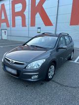 Hyundai i30 1.6 CRDi 2009 2 Hand Tüv 09/26... - Hyundai i20 Kombi Gebrauchtwagen