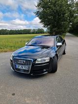 Audi S8 5,2 V10 450 PS EZ.: 2007 D3 4E - Audi 200 mit Benzin-Antrieb: 20v