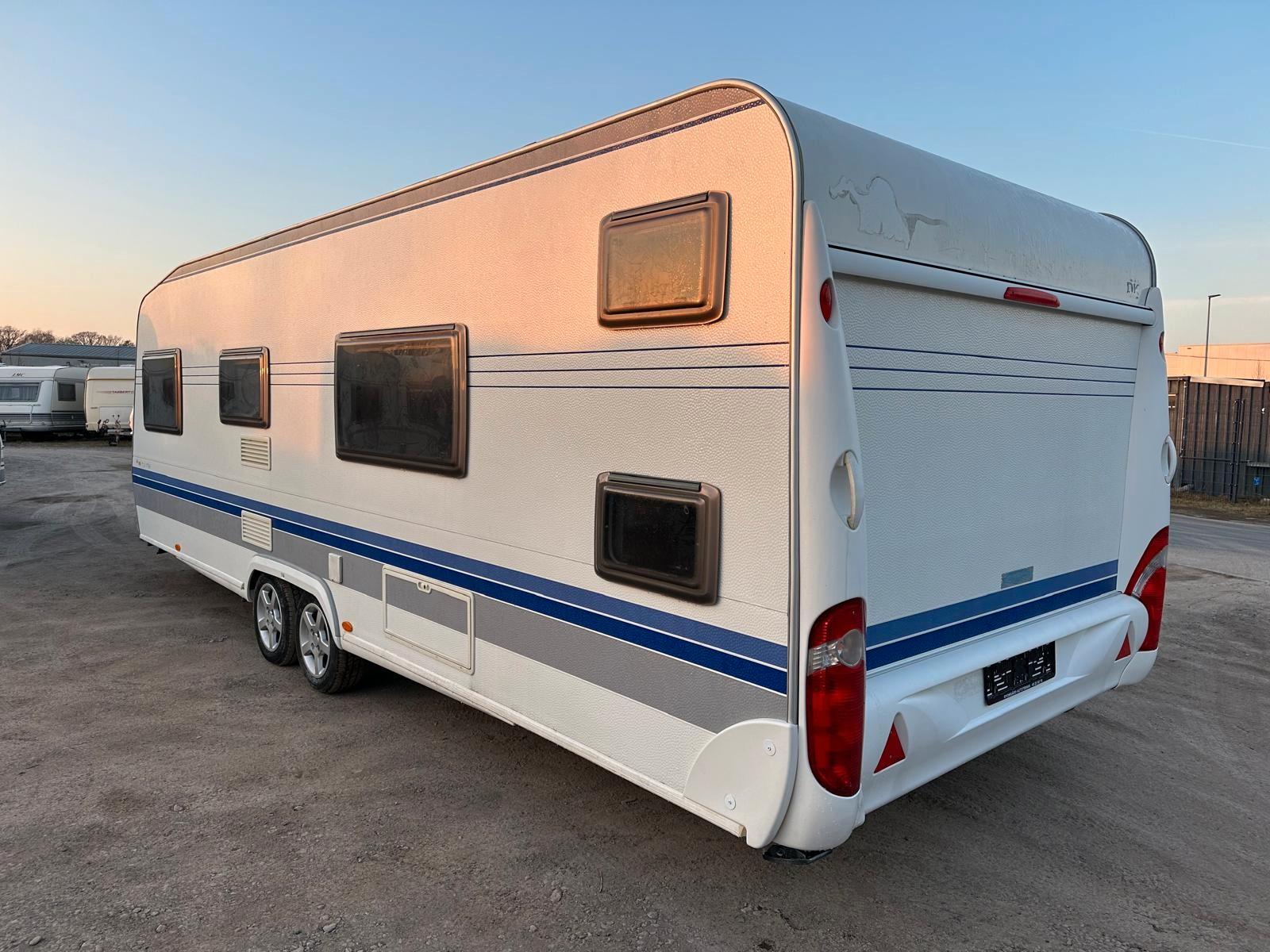 Hobby 650 KFU prestige STOCKBETT FESTBETT 1900 KG