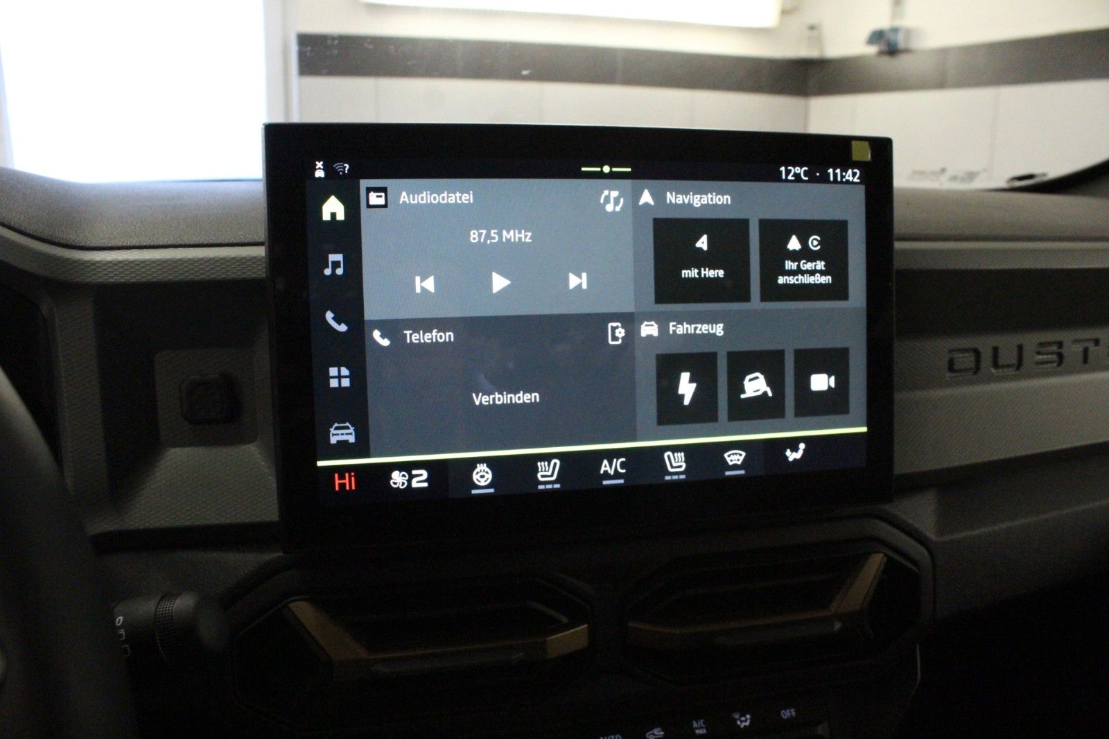 Fahrzeugabbildung Dacia Duster hybrid-G 150 4x4 Extreme MY26