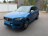Volvo XC90 T6 AWD Geartronic R-Design |310 PS| 1. Hand - blaue Volvo XC90