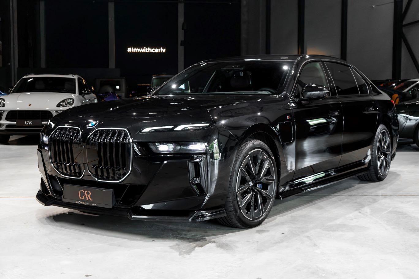 BMW 750 e xDrive M Sport*SkyLounge*B&amp;W*Vnt*Msg*