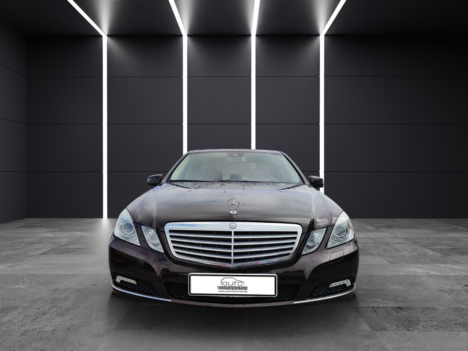 Fahrzeugabbildung Mercedes-Benz E 350 CDI BlueEfficiency*Navi*Leder*Top Zustand*