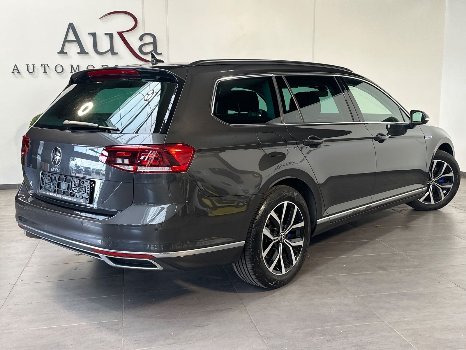 Fahrzeugabbildung Volkswagen Passat Variant GTE R-Line NAV+LED+KAM+HUD+AHK