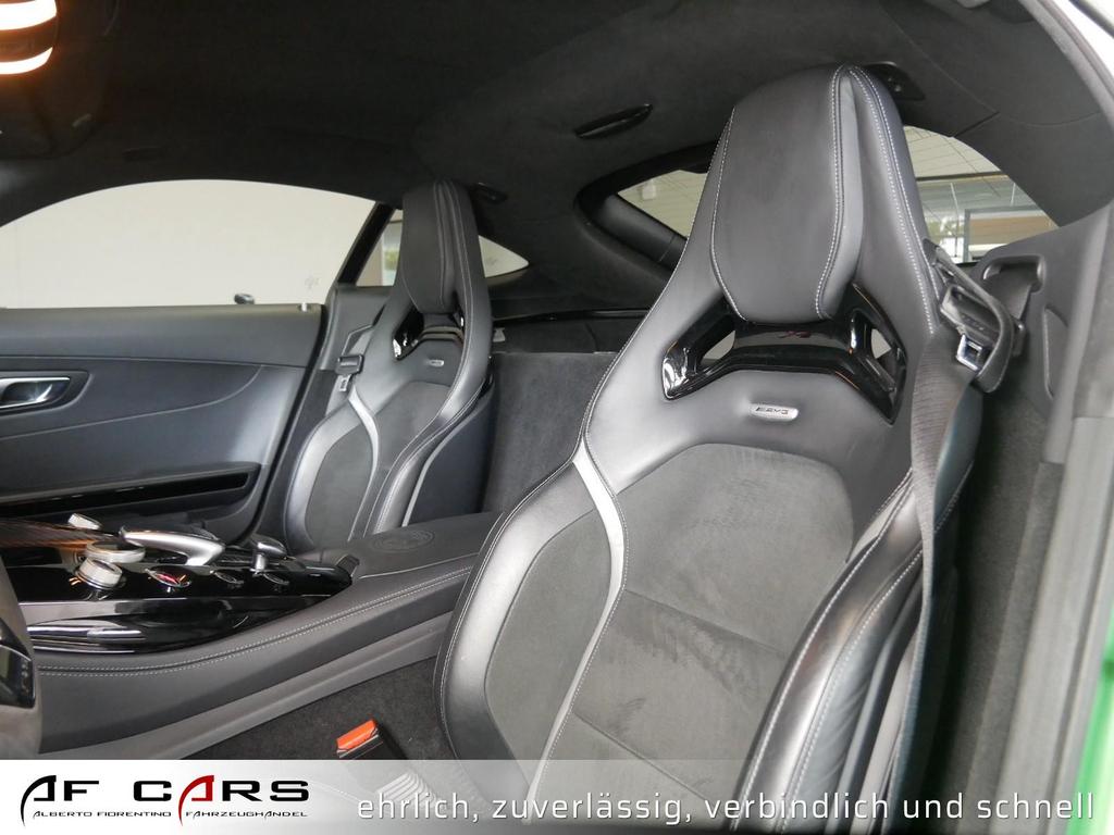 Mercedes-Benz AMG GT R