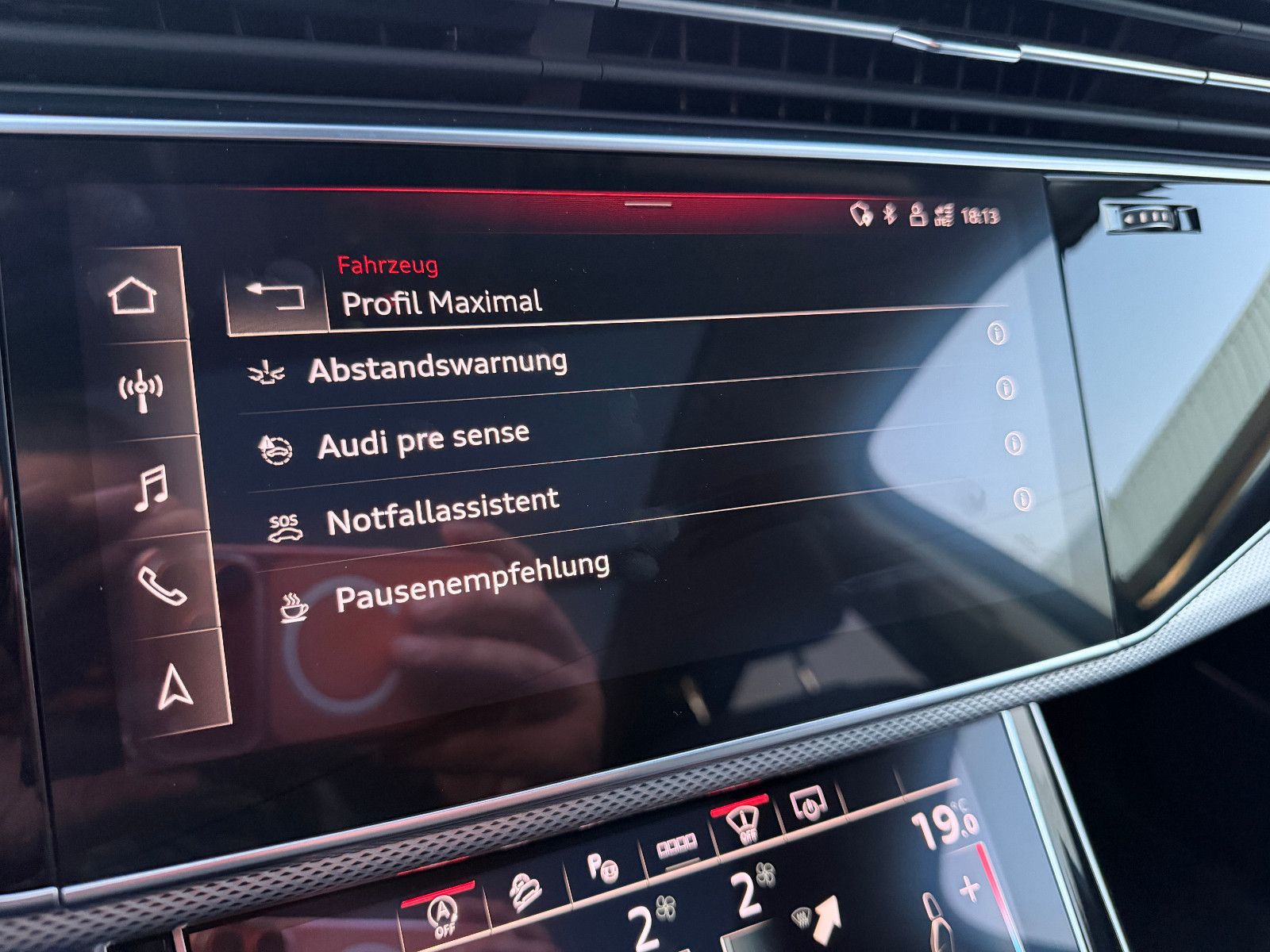 Fahrzeugabbildung Audi Q7 50 TDI Quattro/7-SITZE/PANO/HUD/AMBIENTE/KAME