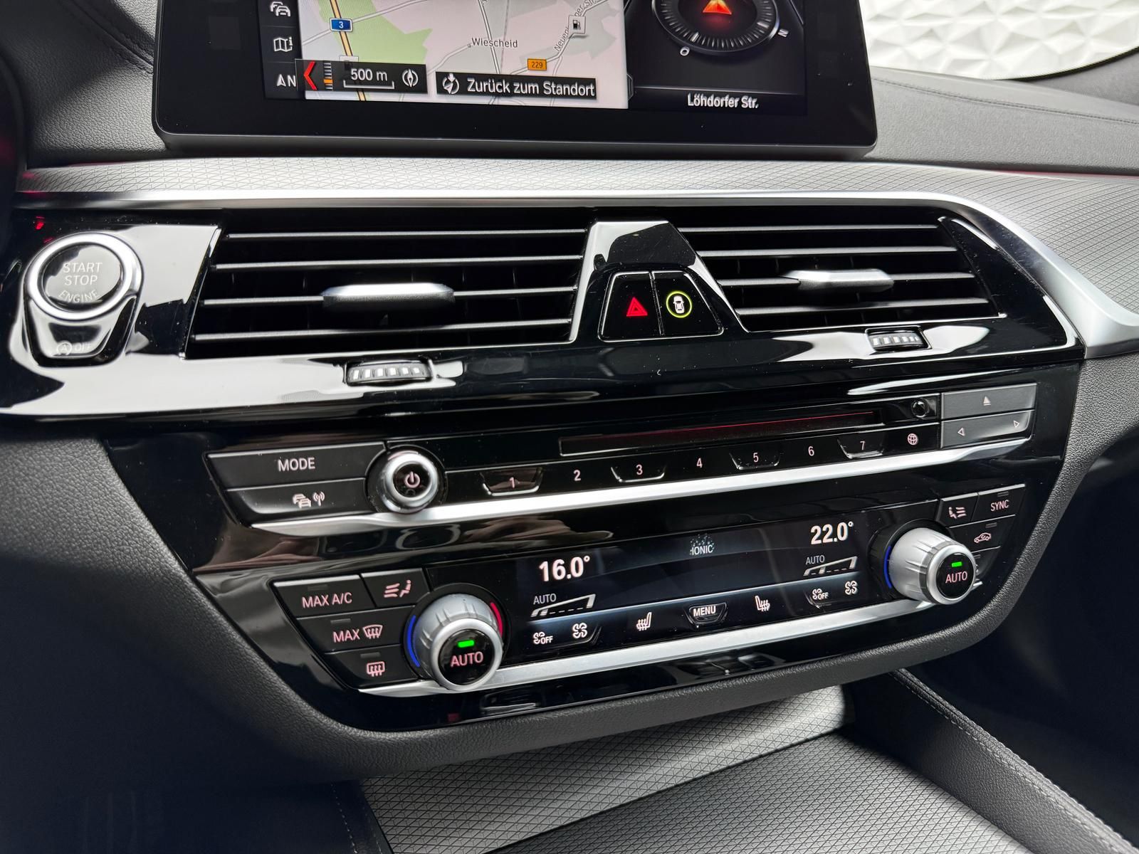 Fahrzeugabbildung BMW d*XDR*M-PAKET*H&K*STANDHZ*MASSAGE*360°HUD*AHK