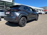 Toyota Yaris Cross 1,5l Teamplayer 4x4 Hybrid Safety +  - graue Toyota Yaris Cross