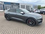 Audi Q8 50 TDI quattro s-line"Matrix,Raute,Nachtsicht - graue Audi Q8