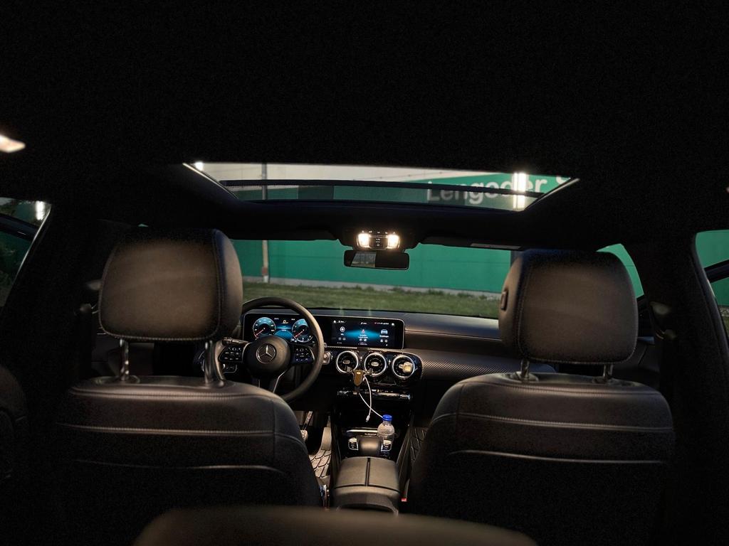 Mercedes-Benz A 220
