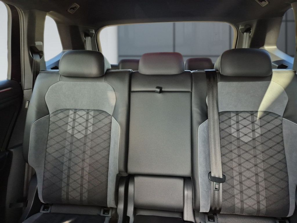 Tiguan Allspace 2.0 TDI R-Line 4MOTION *DSG*STAN
