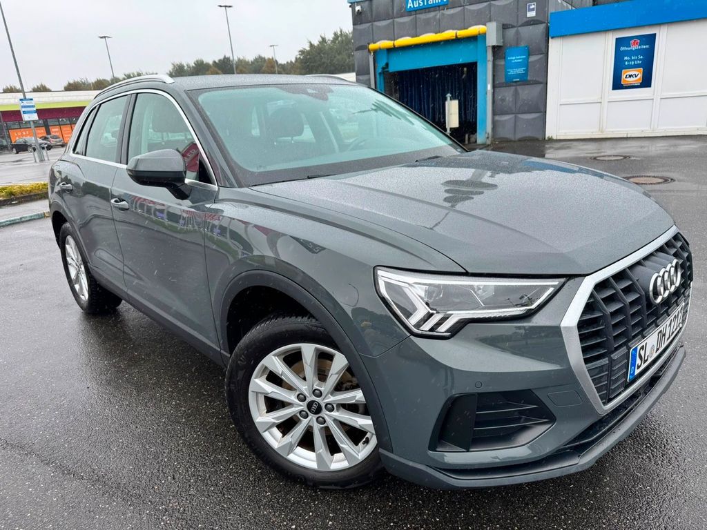 Image of Audi Q3