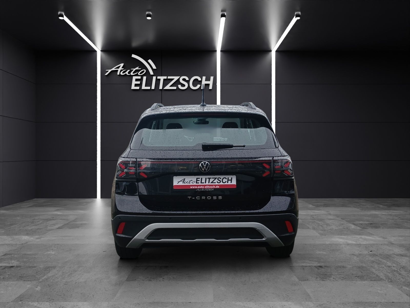 Fahrzeugabbildung Volkswagen T-Cross TSI Life Matrix AID ACC PDC SH