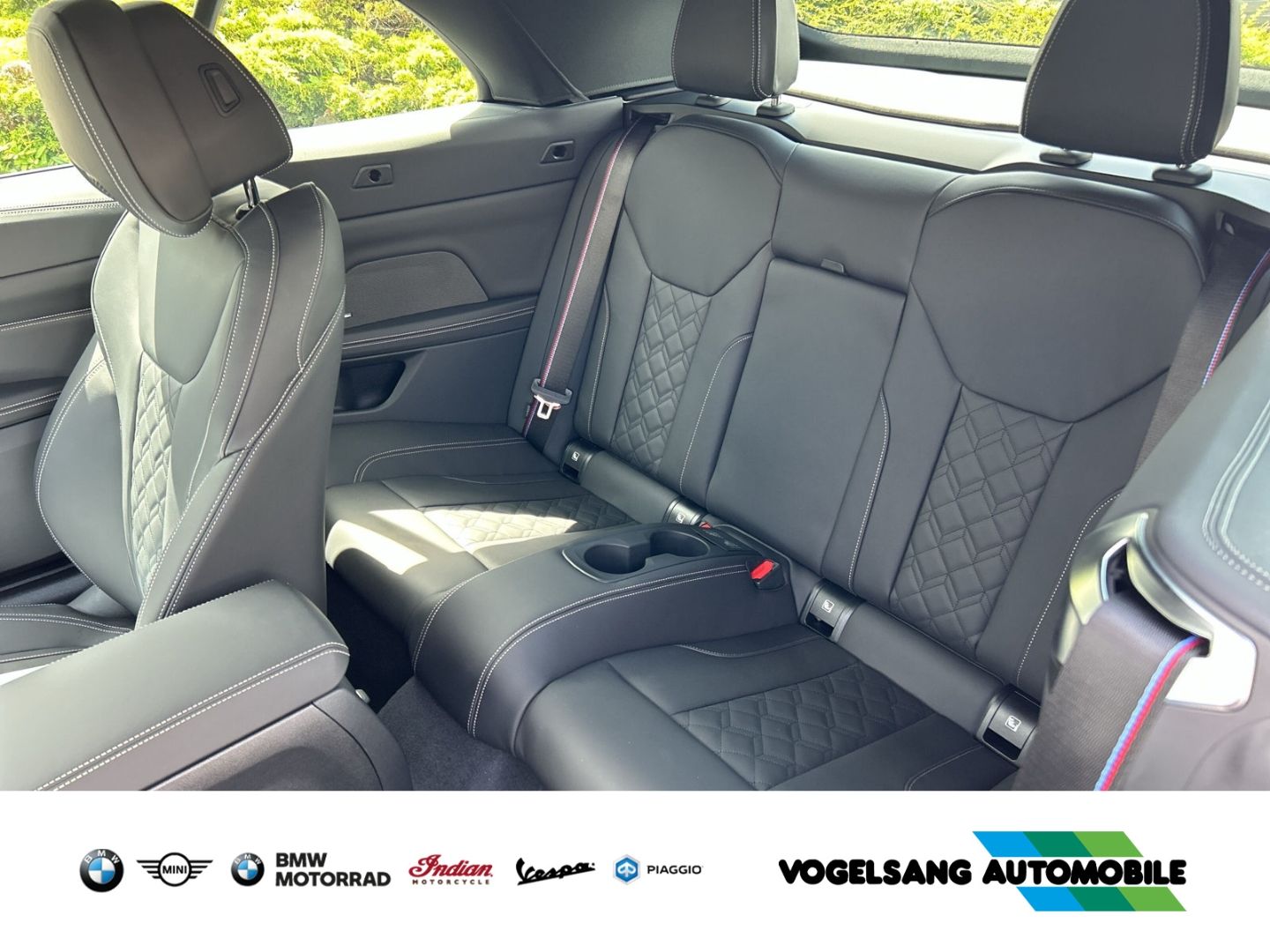Fahrzeugabbildung BMW M440i xDrive Cabrio M Sport Pro Innovationspaket