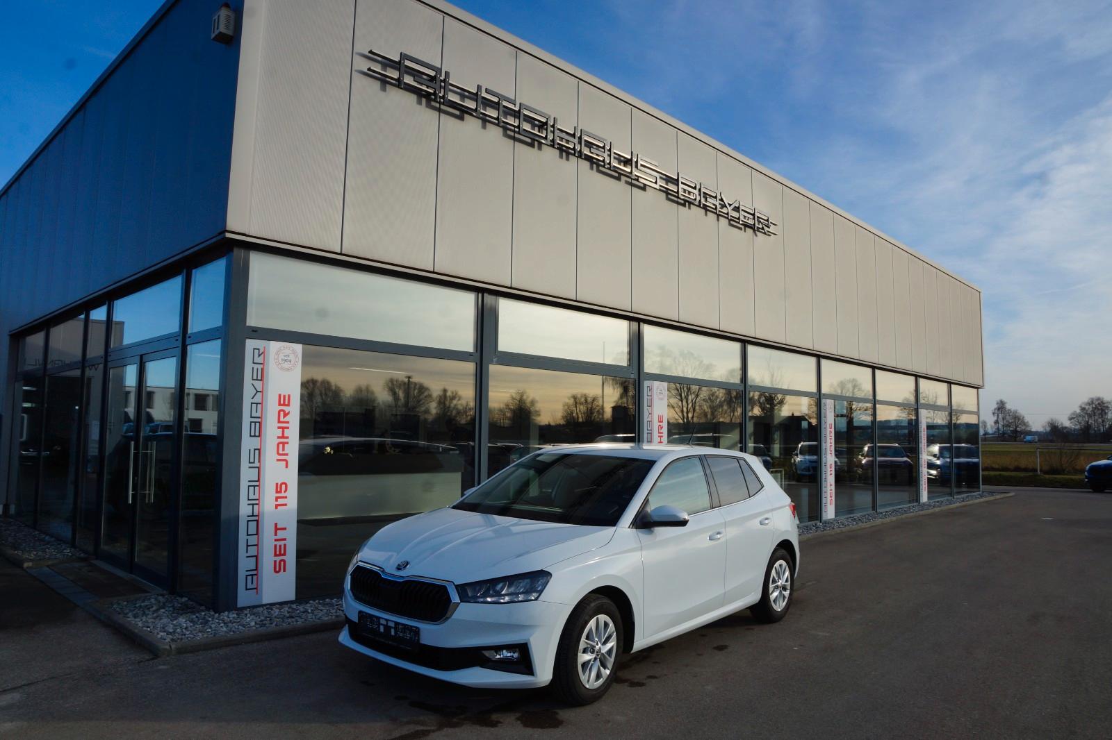 Skoda Fabia Sel. 95PS m. AHK!NAVI!Kl-Aut.!SH!PDC!4J-GA