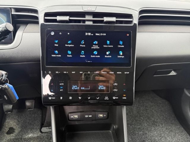 Fahrzeugabbildung Hyundai Tucson Select 2WD +KLIMA+NAVI+RFK+PDC+SHZ+UVM+