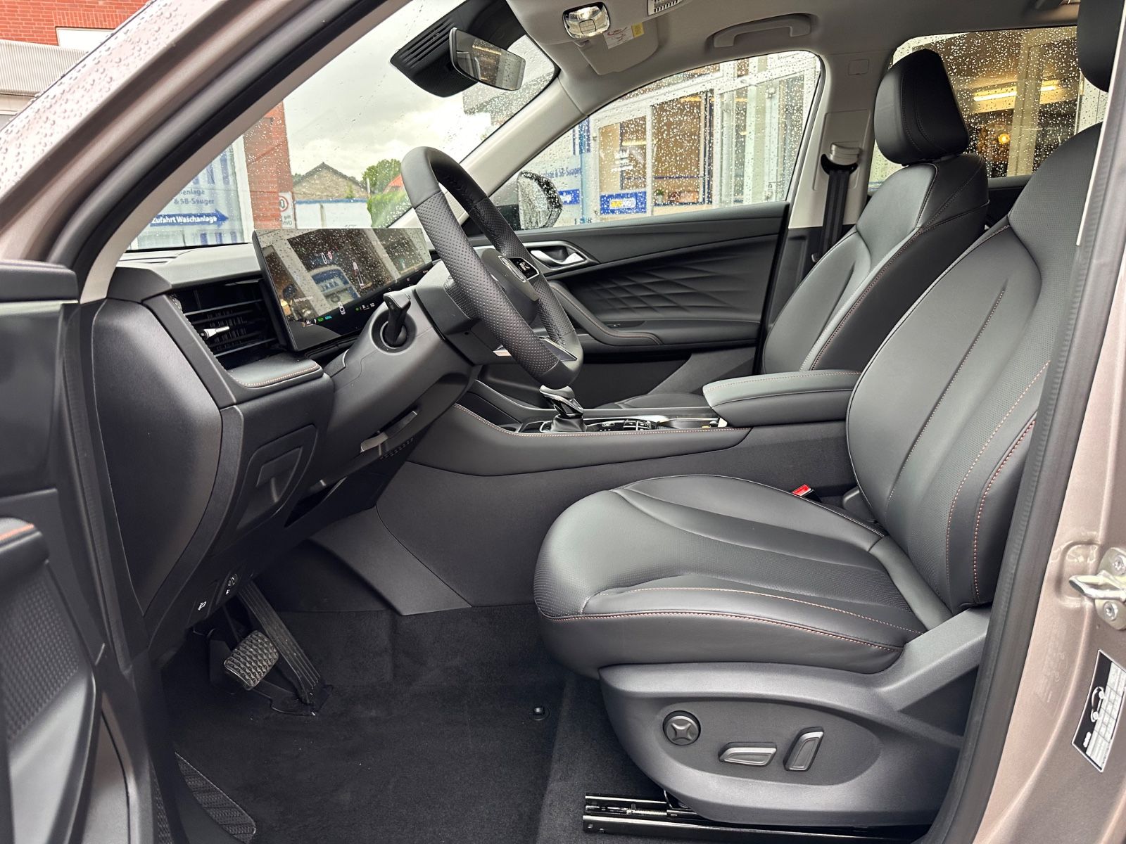 Fahrzeugabbildung MG HS 1.5 Luxury Hybrid APP/Navi/Kamera/Totwinkel